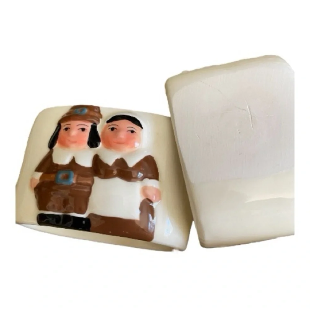 Publix Handcrafted Pilgrim Thanksgiving Napkin Rings from Publix, Vintage.